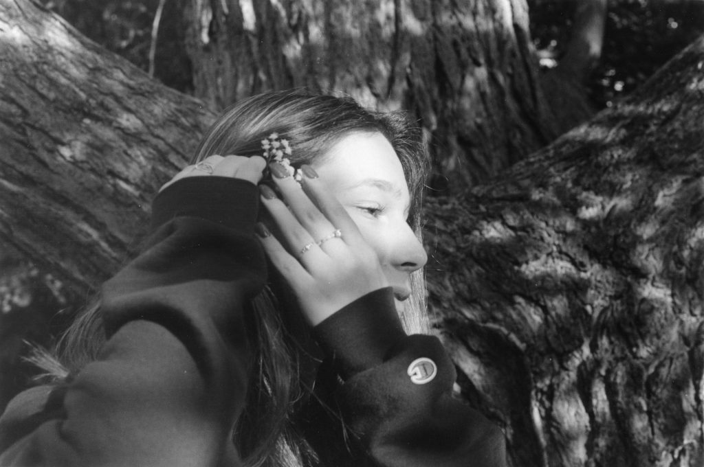 girl tree flower hair